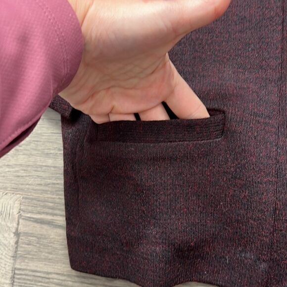 🔥rosynel🔥 | Vintage black and burgundy blend  cardigan - Picture 4 of 12